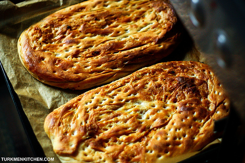 Crackling Bread